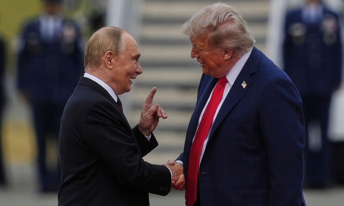 Россия говорит, что Трамп хочет помочь Путину заключить сделку с Украиной