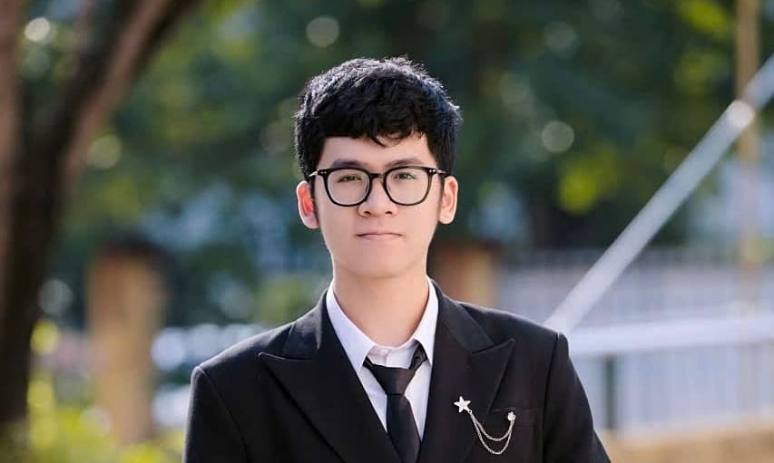 Thủ khoa toàn quốc tiếc vì mất điểm 10 tiếng Anh