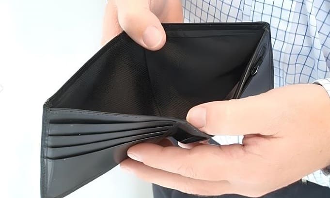 4 bẫy tiêu dùng khiến người nghèo càng nghèo hơn