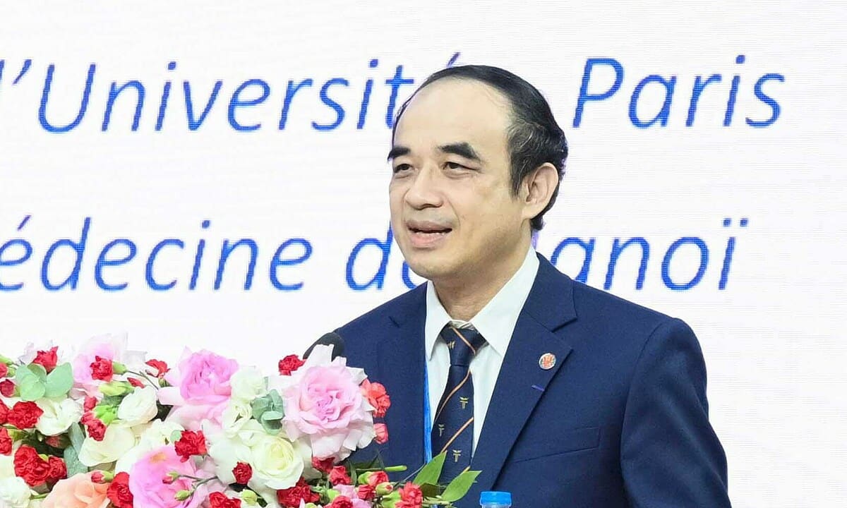 GS Nguyễn Hữu Tú giữ chức Hiệu trưởng Đại học Y Hà Nội