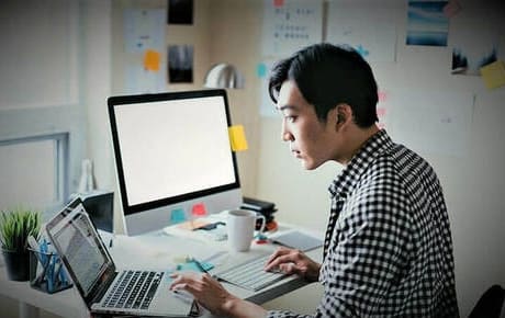 Tôi 8X cạnh tranh sòng phẳng với Gen Z nhờ 'học liên tục'