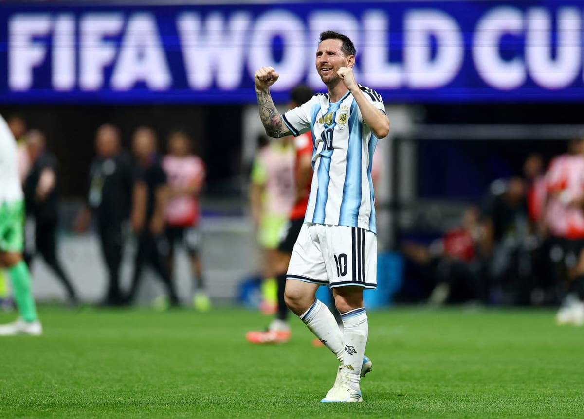 Capello: 'Chúng ta phải lấy làm biết ơn Messi'