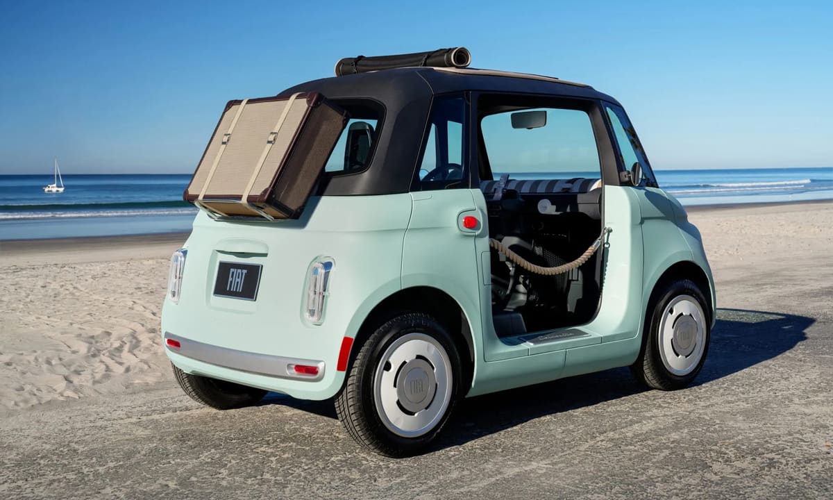 Fiat Topolino - xe điện mini không được chạy ngoài đường