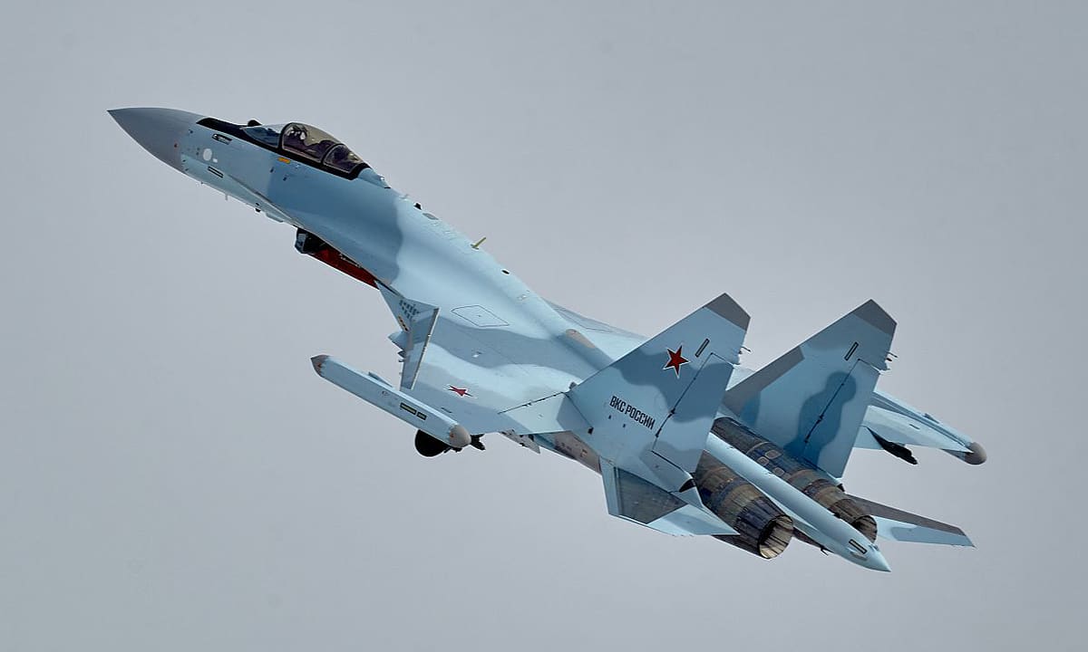 Ukraine bắn rơi tiêm kích Su-35S Nga