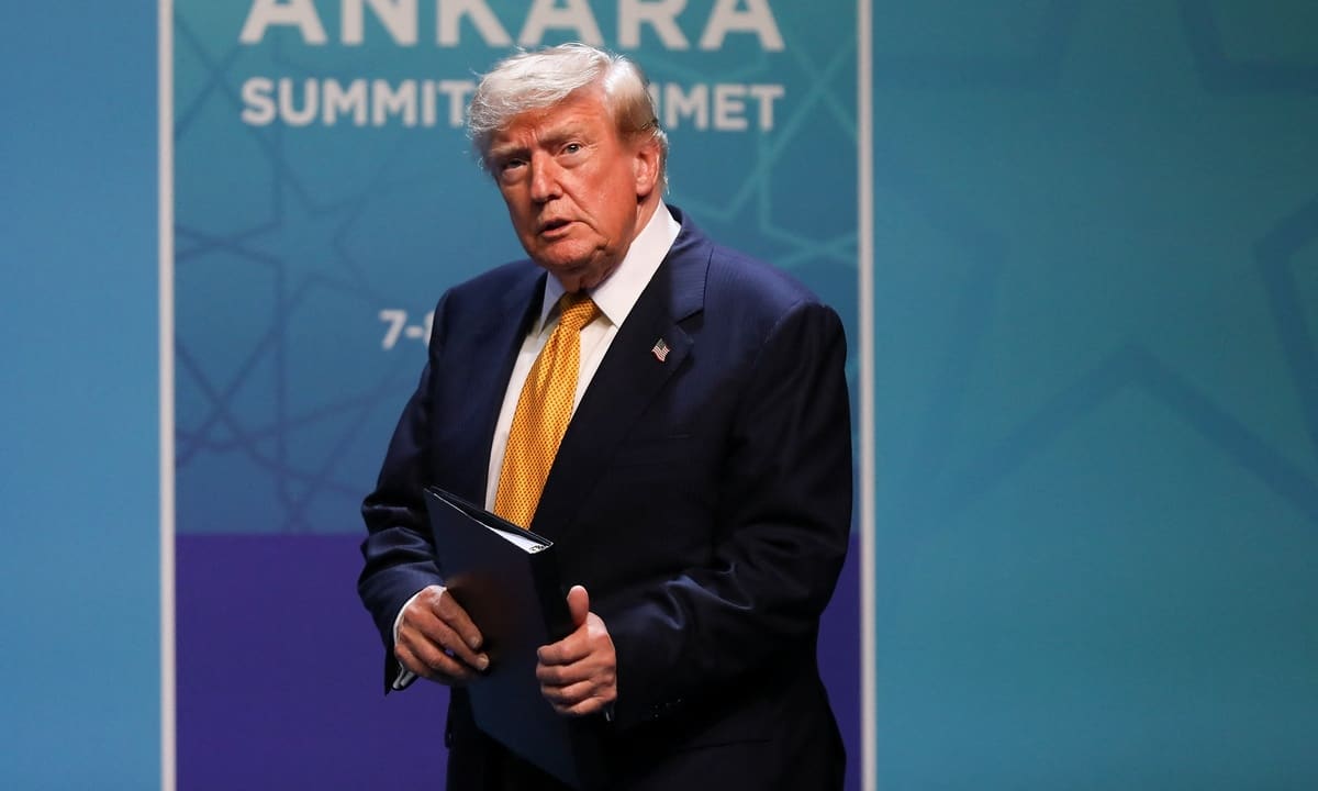 Tuyên bố hủy ngừng bắn với Iran đẩy ông Trump vào thế lưỡng nan
