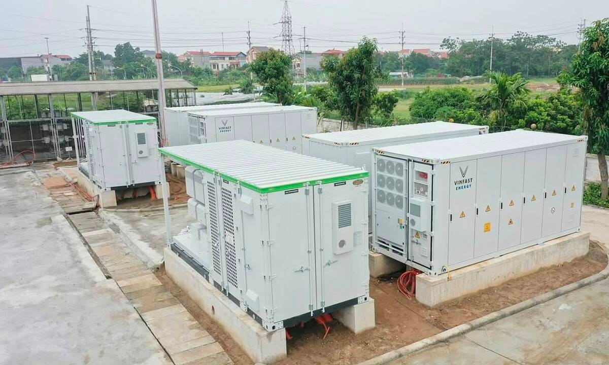 Система аккумуляторных батарей VinEnergo развернута в Ханое