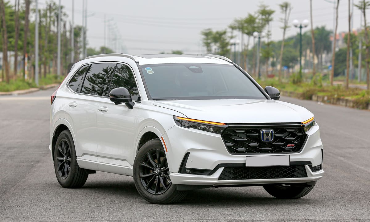 Ôtô hybrid bán nhiều nhất tháng 6 - Honda CR-V lẻ loi giữa toàn xe Toyota