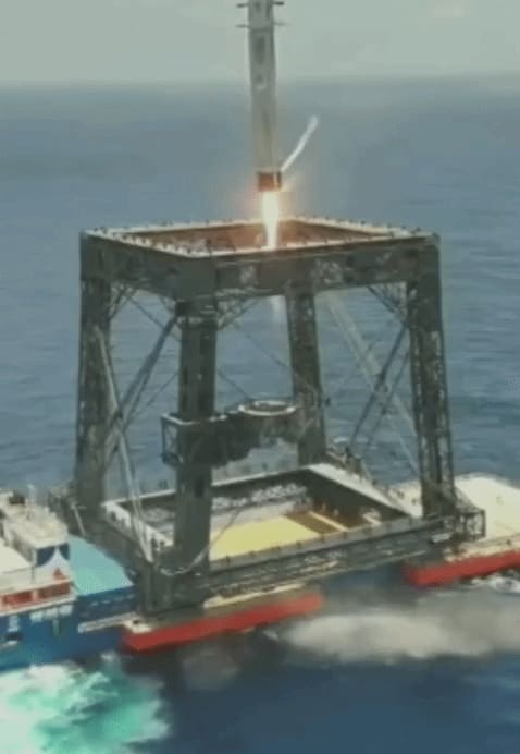 Китай успешно отозвал многоразовые ракеты