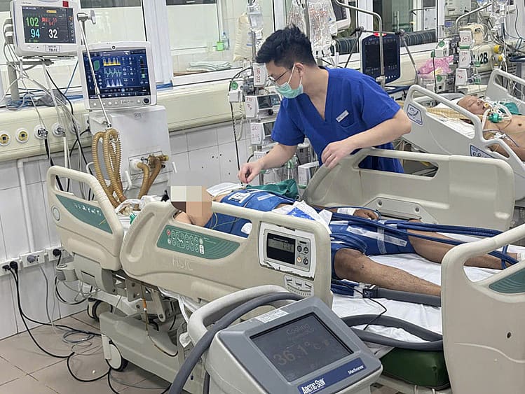 Hôn mê, lâm bạo bệnh sau khi nhổ răng khôn