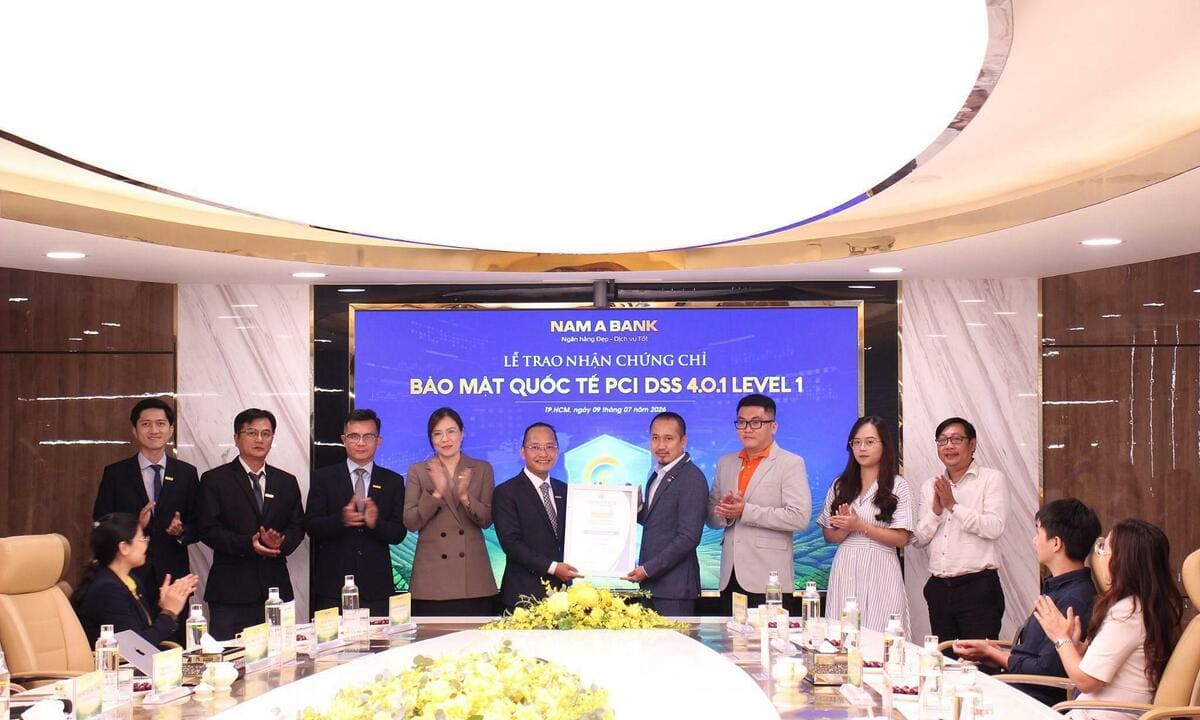 FPT đồng hành Nam A Bank nâng chuẩn bảo mật giao dịch thẻ