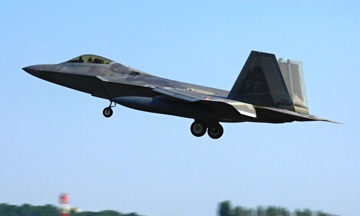 США выводят истребители F-22 из Израиля