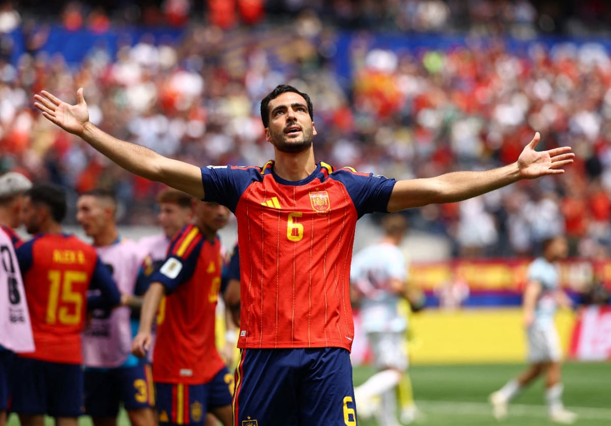 Mikel Merino - người chuyên đóng cảnh kết ở đội tuyển Tây Ban Nha