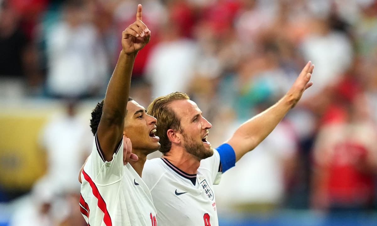 Bellingham, Kane cùng đi vào lịch sử World Cup