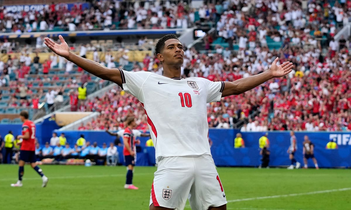 Bellingham nhận điểm 10 ở tứ kết World Cup