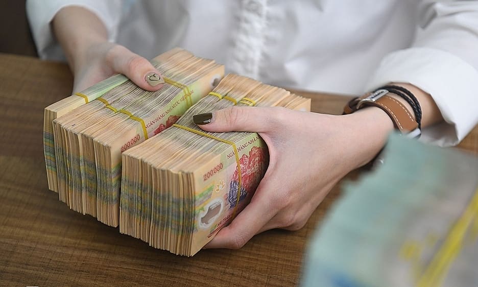 Dưới 10 tỷ tôi gửi tiết kiệm ngân hàng