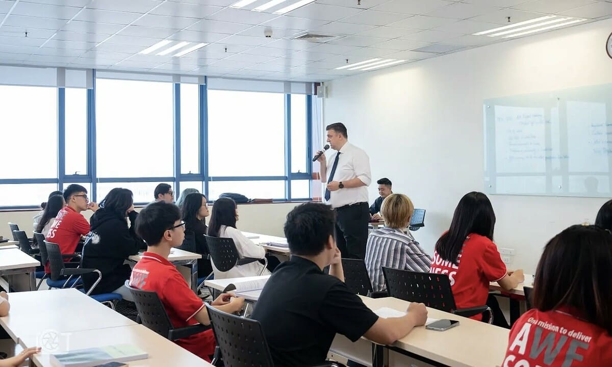 Định hướng nghề nghiệp của chương trình cử nhân quốc tế IBD@NEU