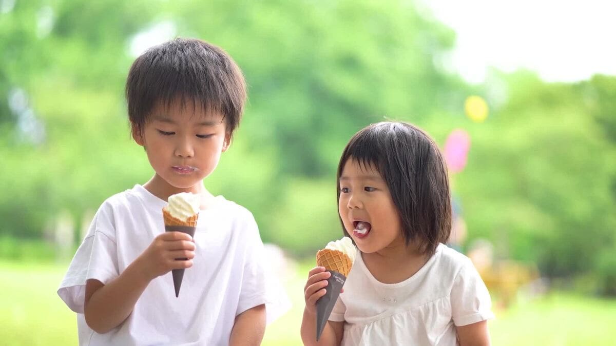 Làm gì để phòng bệnh cho trẻ khi về quê, đi trại hè?