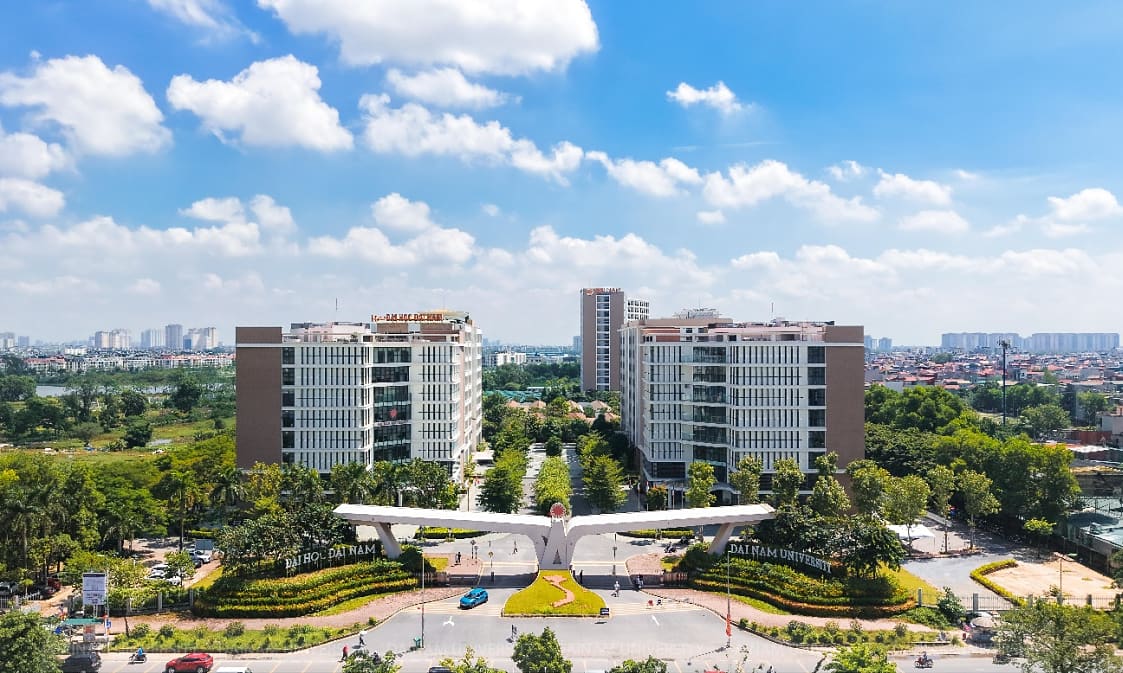 Quỹ học bổng 55 tỷ đồng cho tân sinh viên của trường Đại học Đại Nam