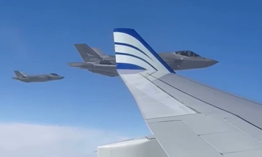 Na Uy điều tiêm kích F-35 đón đội tuyển trở về từ World Cup