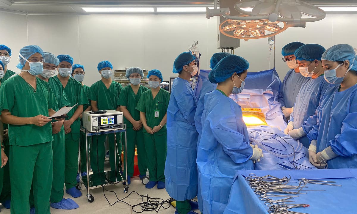'Món quà sự sống' người đàn ông chết não tặng 7 bệnh nhân