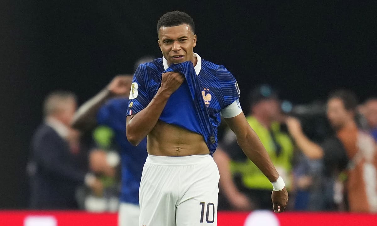 Mbappe chơi tệ thế nào trước Tây Ban Nha?