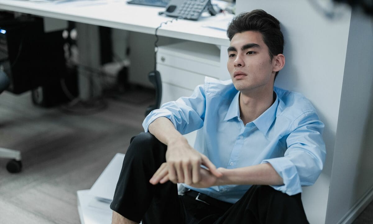 'Bán lúa cho con học đại học nhưng lương thua công nhân'