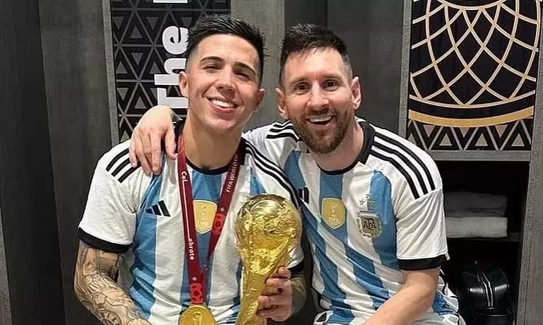10 năm từ bức thư 'xin Messi ở lại' đến bàn thắng ở World Cup