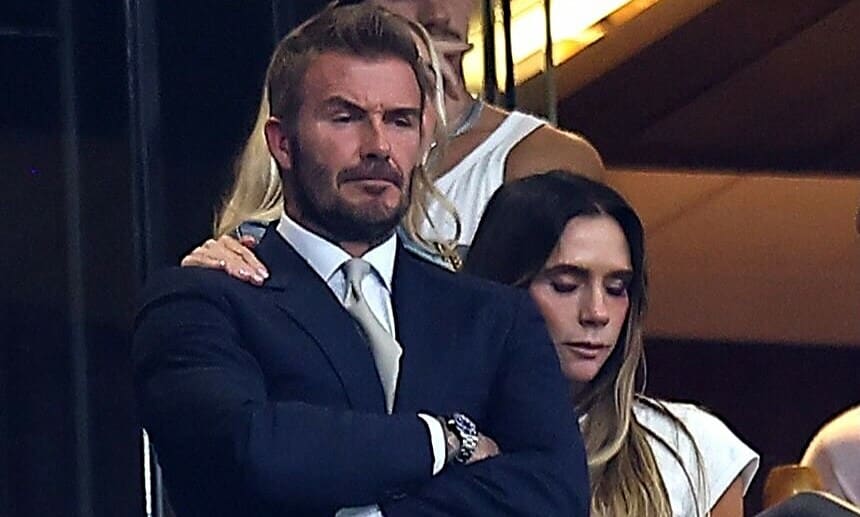 Victoria Beckham an ủi chồng sau thất bại của đội tuyển Anh