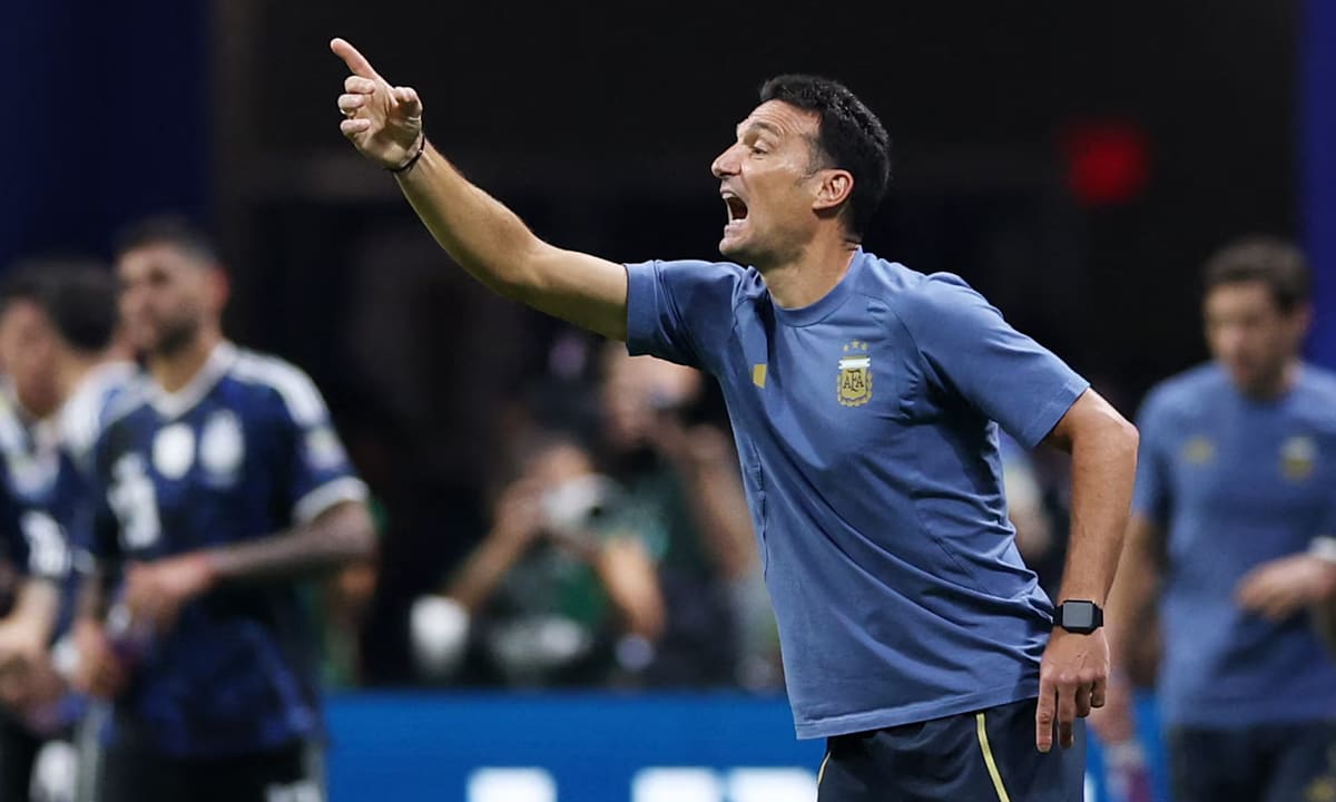Scaloni: 'Argentina hay nhất khi bị dồn vào chân tường'
