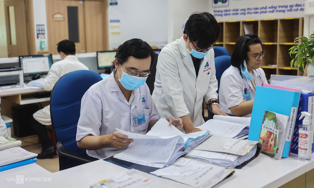 Đề xuất hỗ trợ 100% học phí cho bác sĩ nội trú