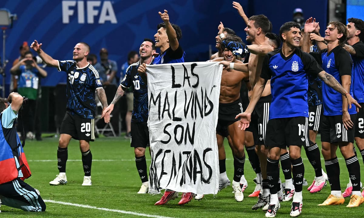 Argentina sẽ bị phạt thế nào vì thông điệp chính trị?