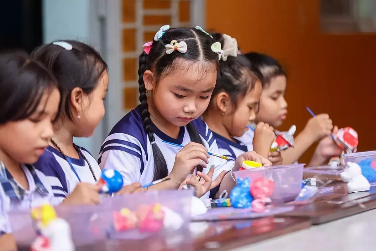 Đề xuất miễn, giảm học phí cho gia đình sinh hai con gái