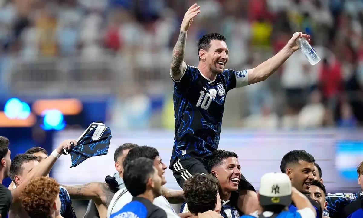 Vé xem chung kết World Cup đắt nhất lịch sử thể thao Mỹ
