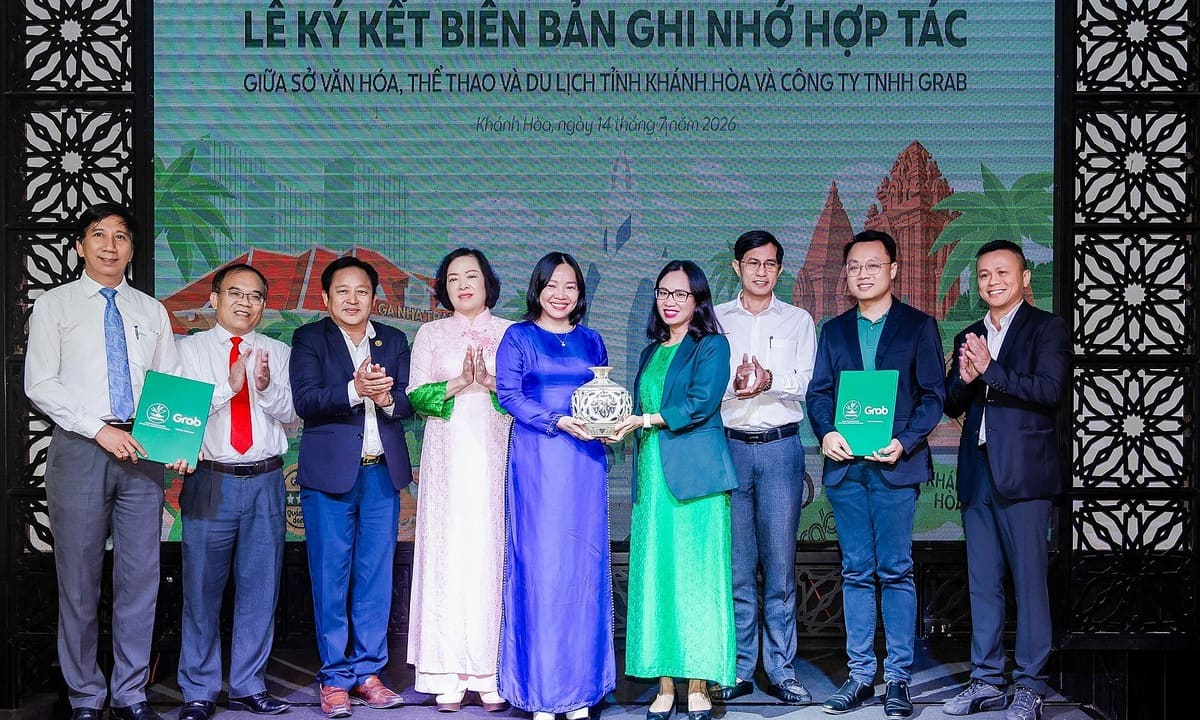 Khánh Hòa và Grab hợp tác số hóa trải nghiệm du lịch
