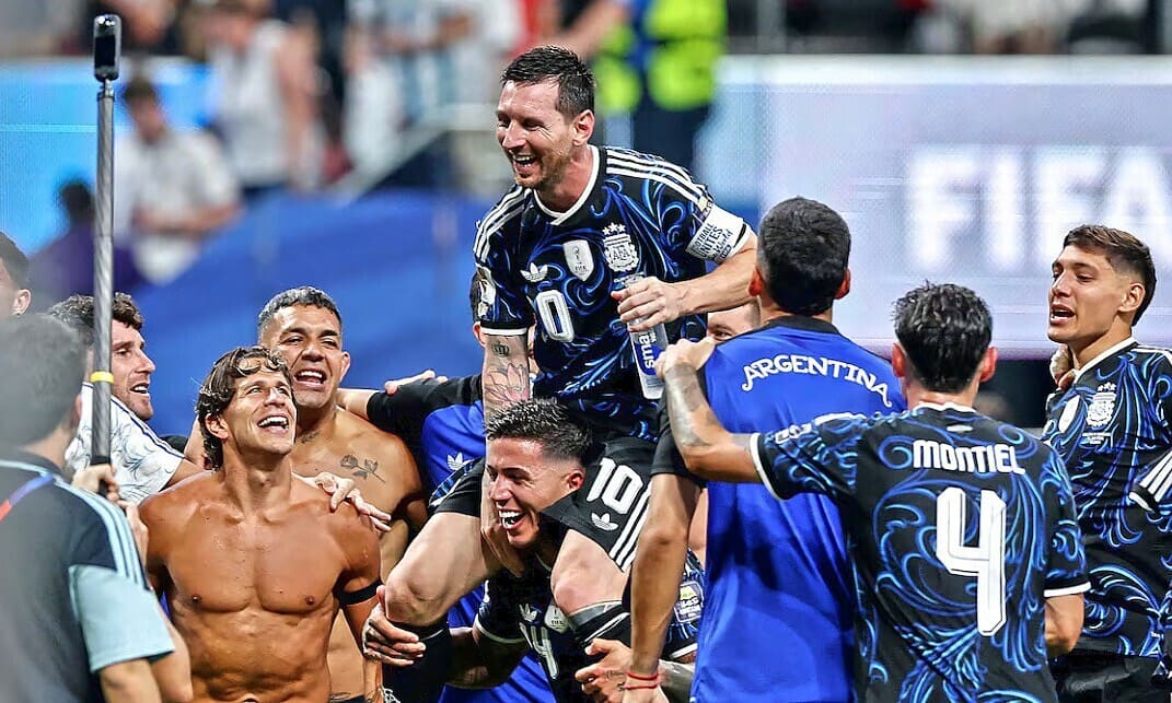 Argentina mang nửa tấn thịt bò đến World Cup tiếp sức cầu thủ