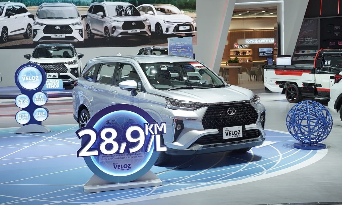 Toyota Veloz hybrid sắp bán tại Việt Nam
