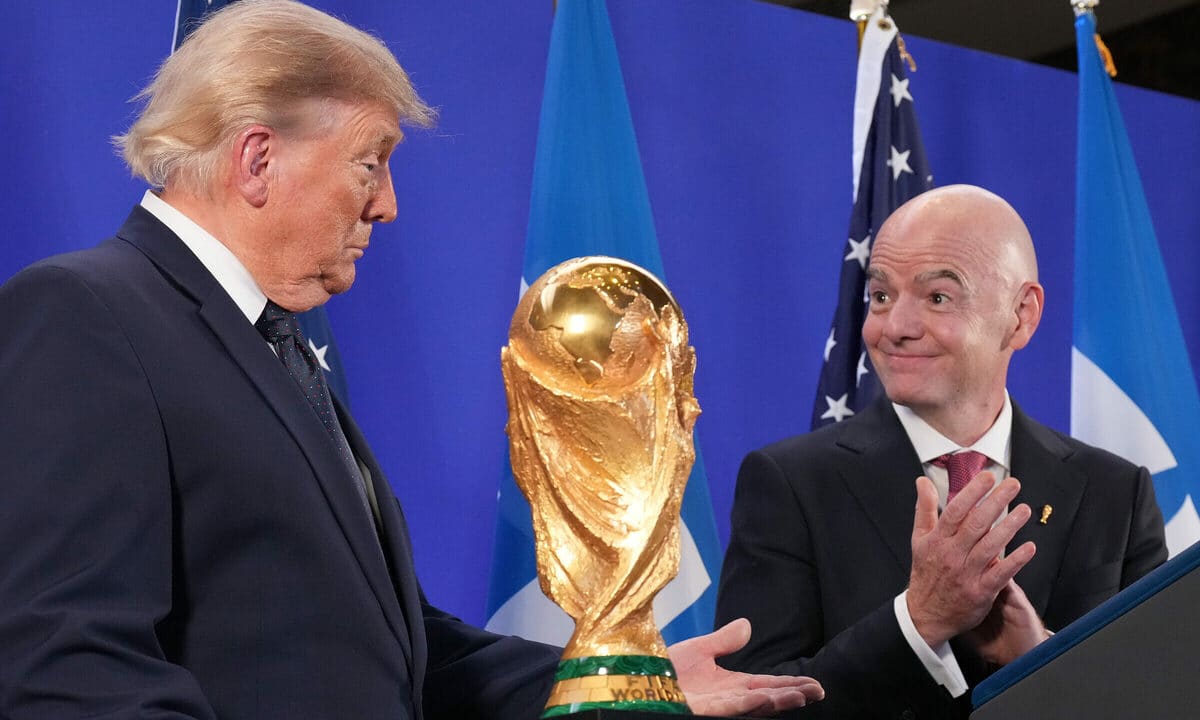 Ông Trump nêu ý tưởng Mỹ một mình đăng cai World Cup