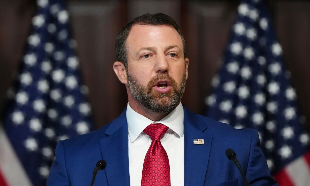 Госсекретарь США предупреждает о тюремном заключении должностных лиц штатов