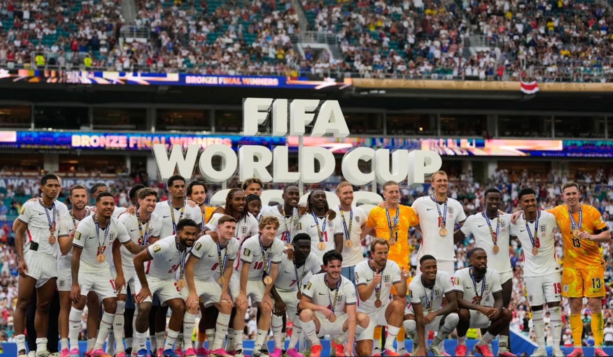 World Cup lãng phí khi bốn đội thua tứ kết phải về nước ngay
