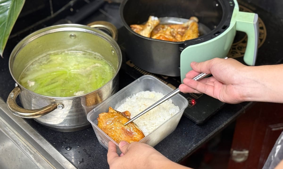 Hội nhóm hàng trăm nghìn người cho, nhận đồ ăn