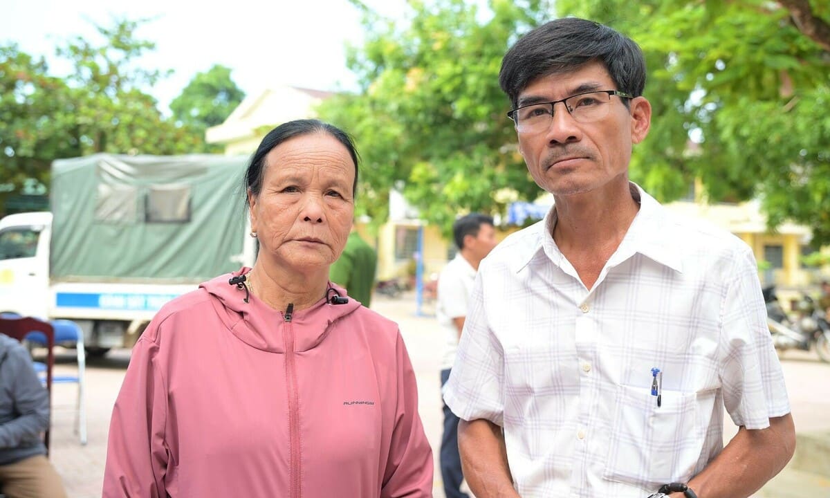 Những gia đình hàng chục năm đi tìm người thân