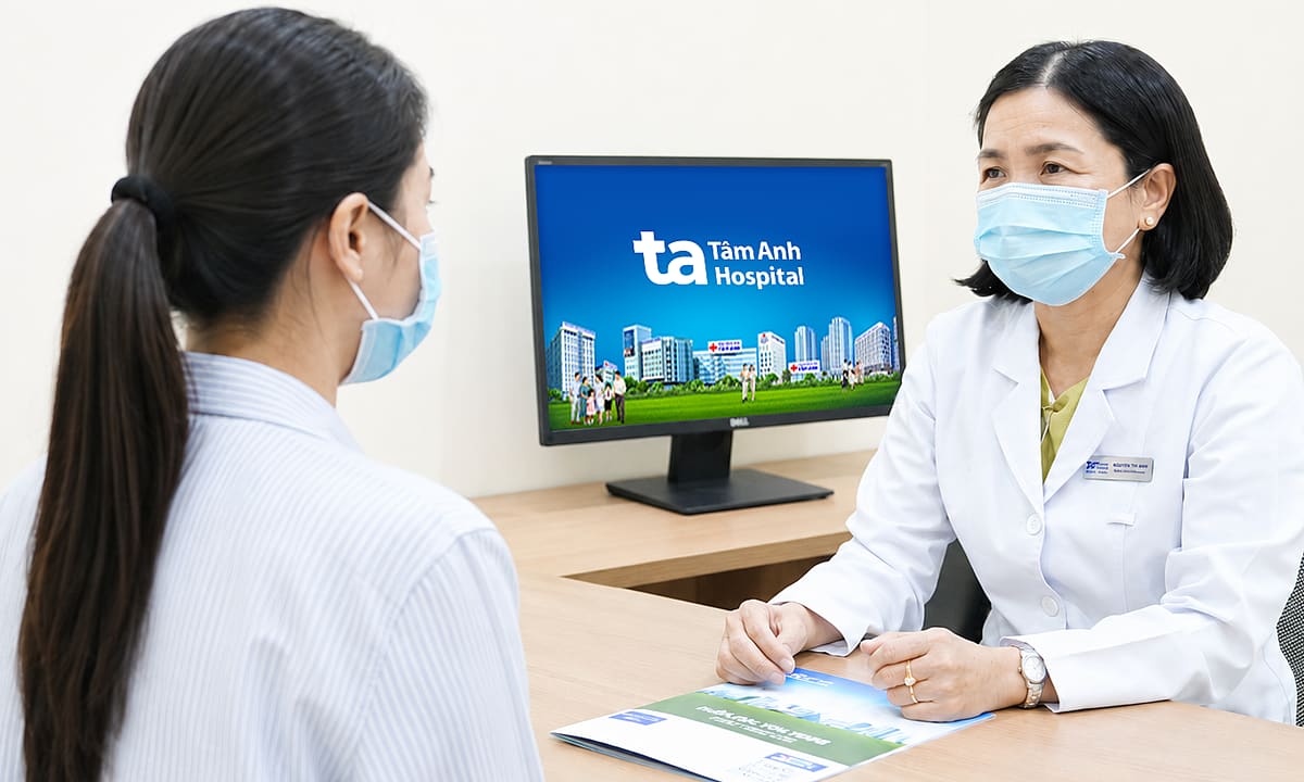 Loét thực quản nghi do uống thuốc sai cách