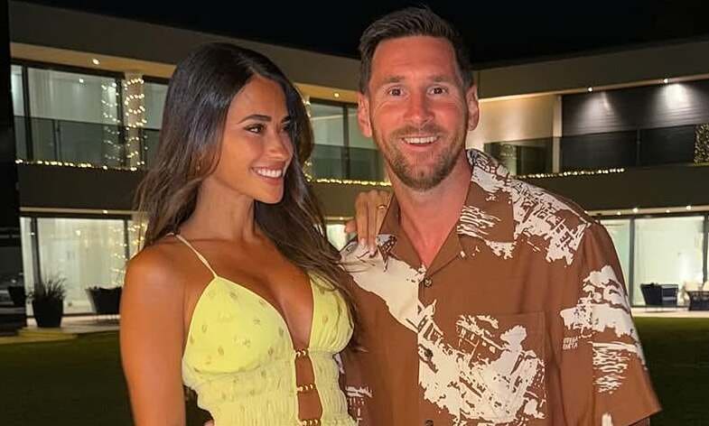 Vợ Messi động viên chồng