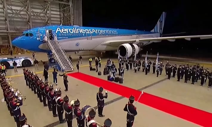 Argentina trải thảm đỏ đón đội tuyển về nước sau World Cup