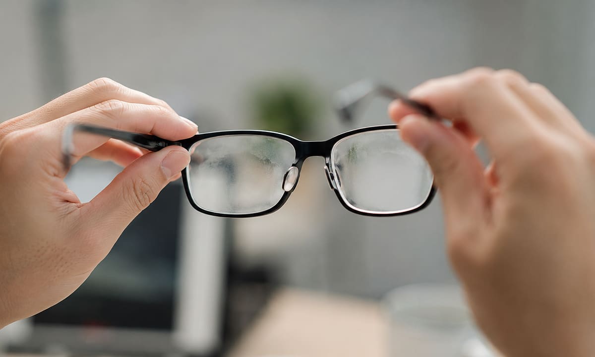 Kiểm tra để biết vì sao mắt bạn đột ngột nhìn mờ?