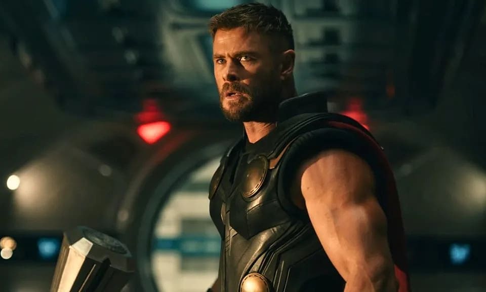 Супергерой Marvel против Доктора Дума в «Мстителях: Судный день»