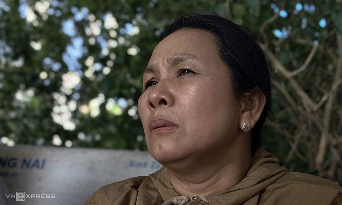 Chuyến đưa con đi khám thành bi kịch trên xe khách cháy