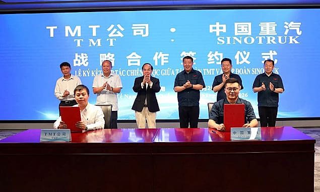 Sinotruk và TMT Group phát triển tổ hợp sản xuất xe thương mại
