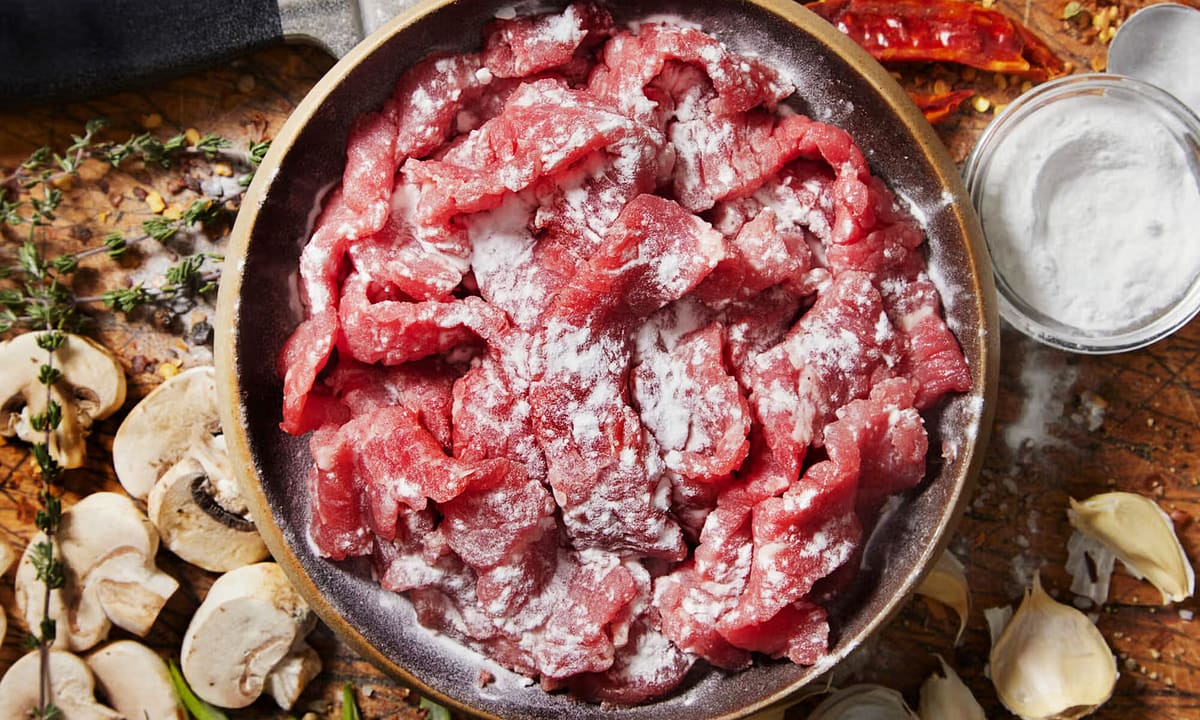 Как размягчить мясо не горькой пищевой содой