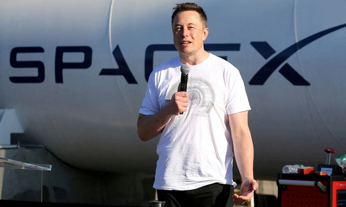 Илон Маск открыт для слияния SpaceX и Tesla